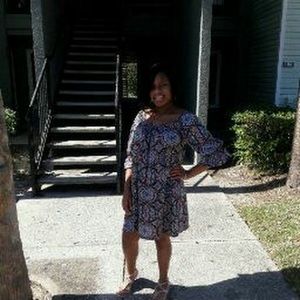 Meet your Posher, Anesia